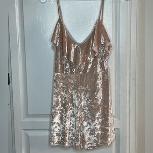 Urban Outfitters cream silky short jumpsuit women’s size small